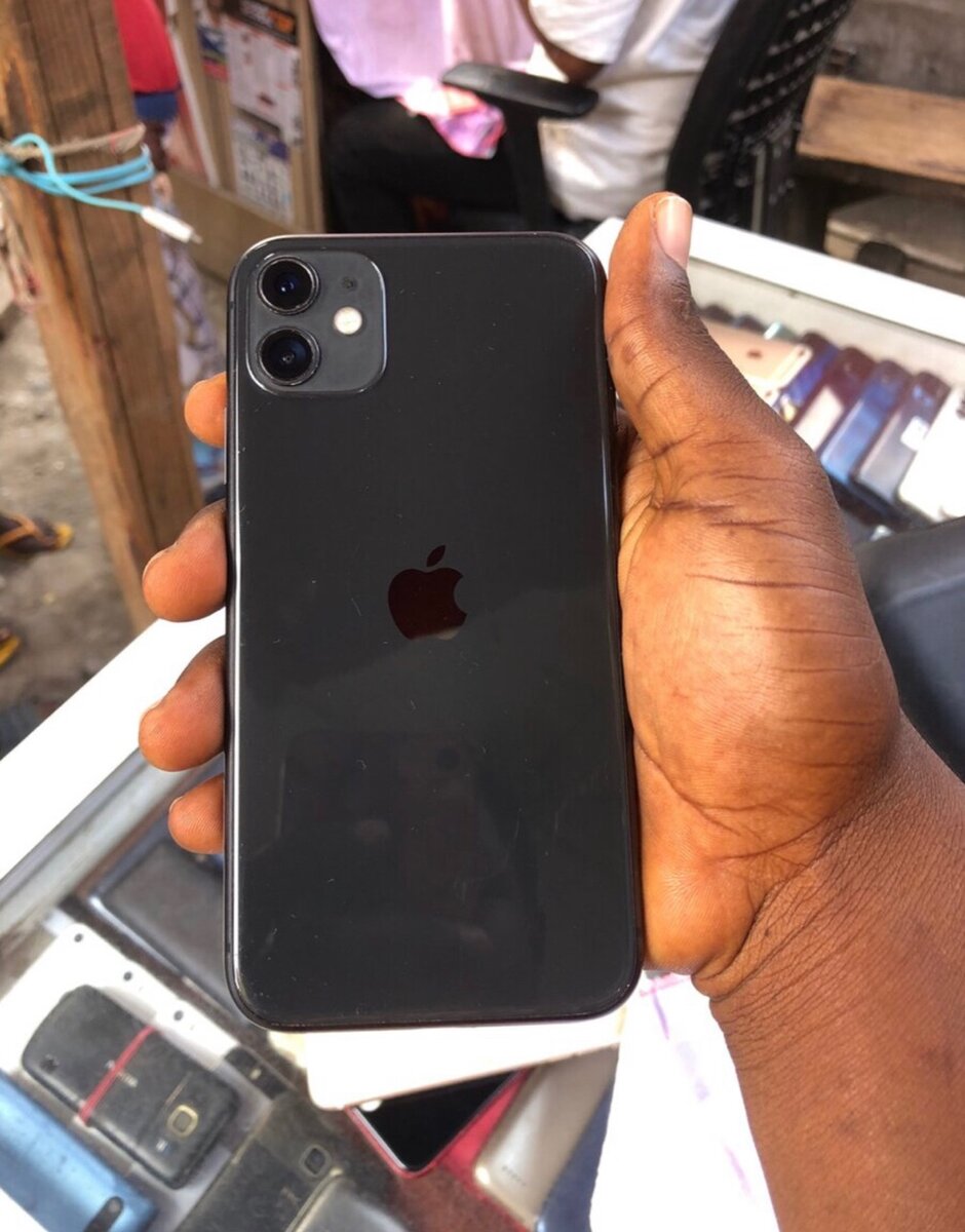iPhone 11