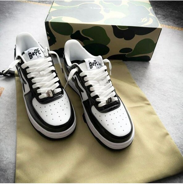 Mens sneakers