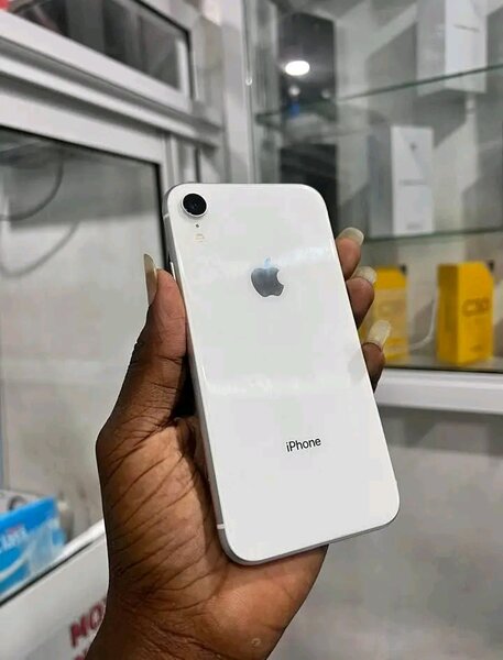 iPhone xr bien neuf