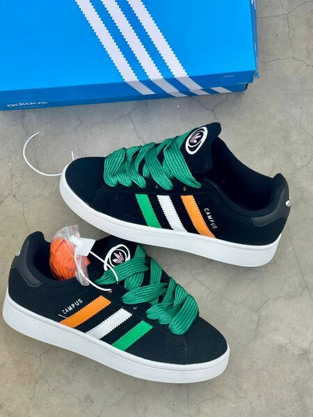 Adidas campus