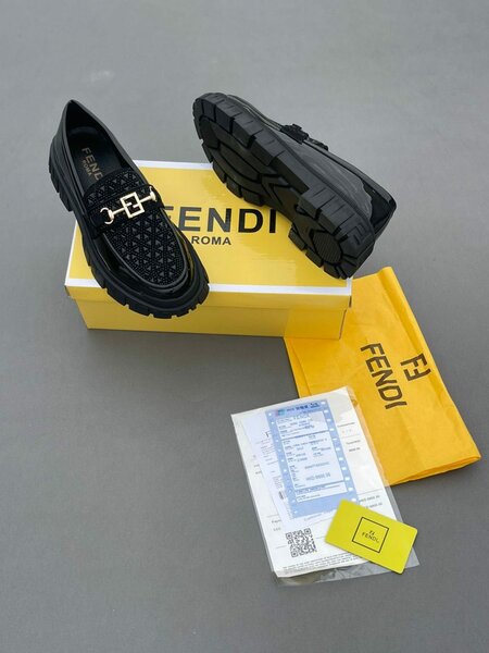Mocassins en cuir élégants