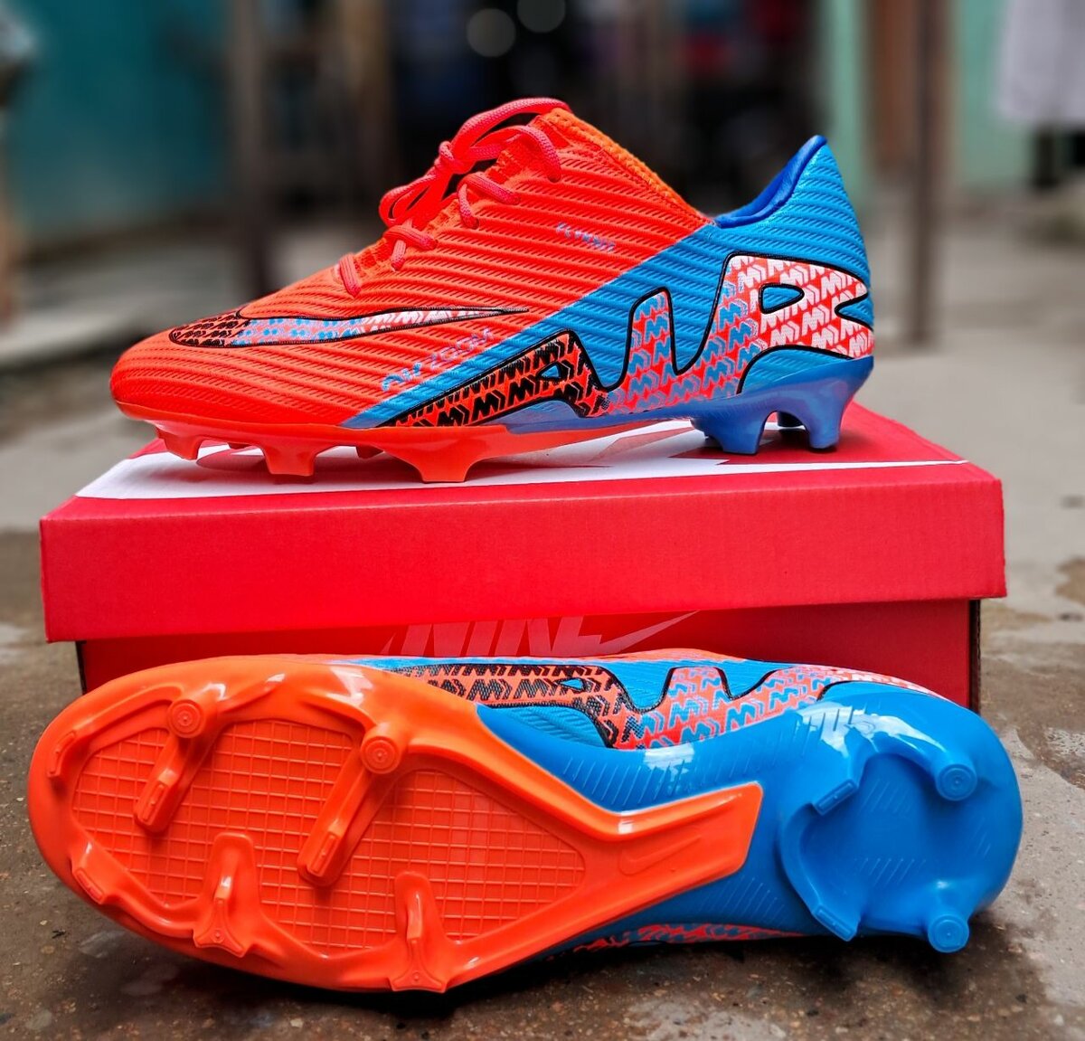 Soccer boots