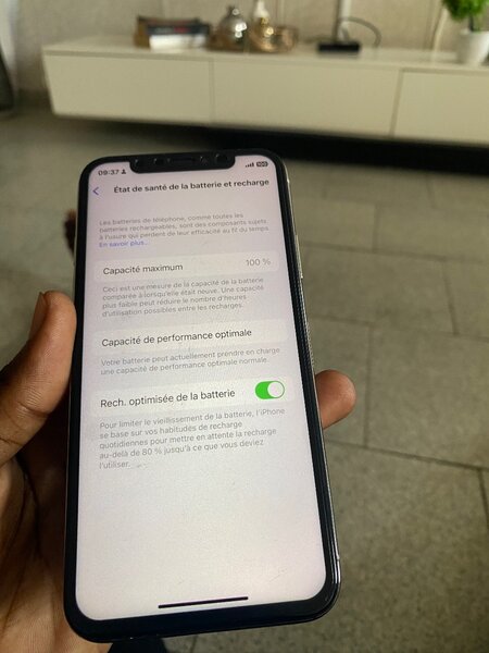 iPhone X