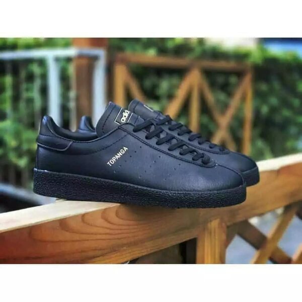 Adidas Topanga