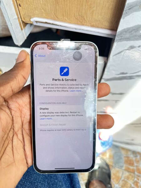 iPhone 12 64GB