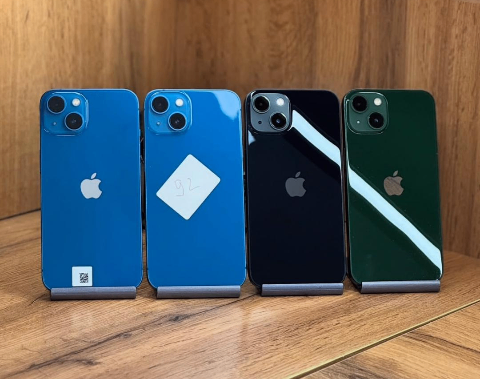 Pre-owned iPhone 13