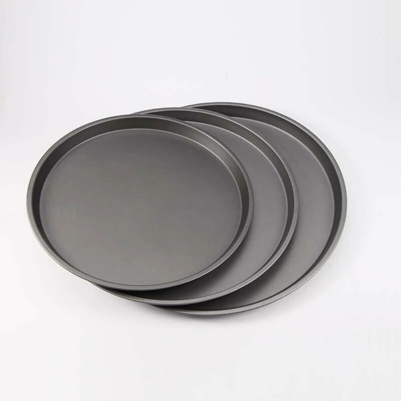 Pizza pan and cutter