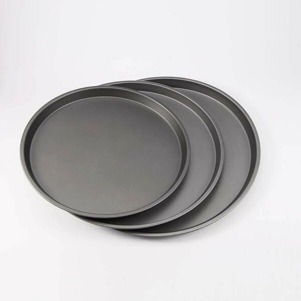 Pizza pan and cutter
