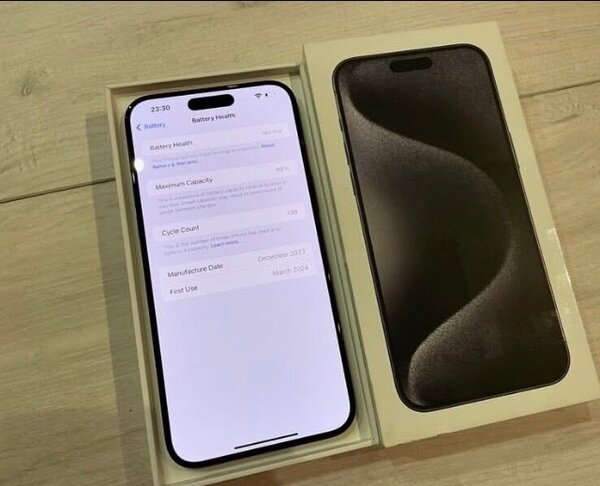 iPhone 15