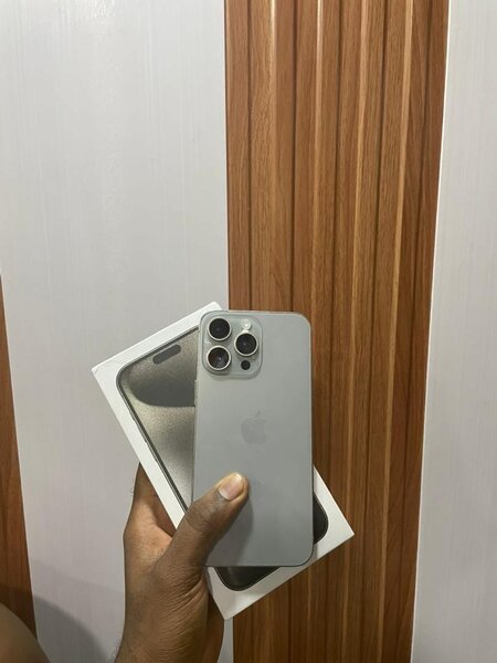 iPhone 15 pro max