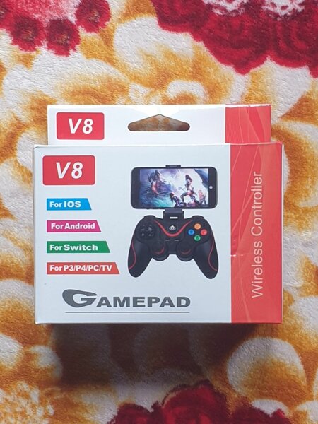 Manette sans fil V8 universelle