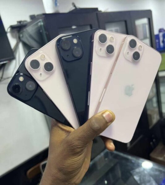iPhone 13