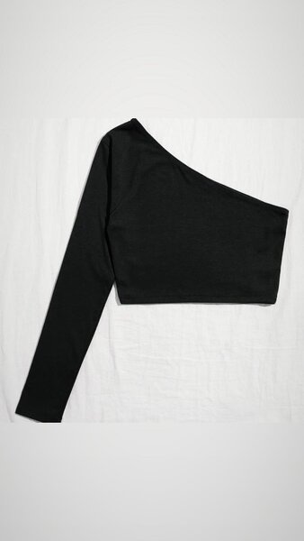 Top noir asymétrique mode