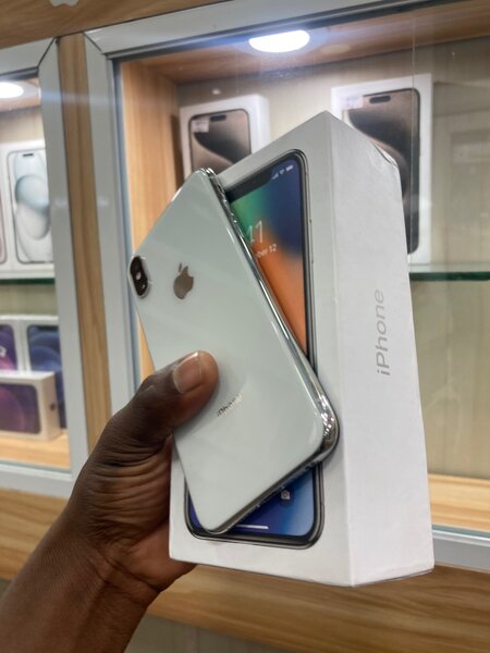 IPHONE X