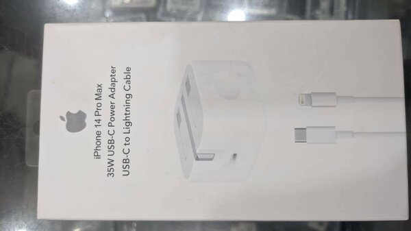 Iphone original fast chargers