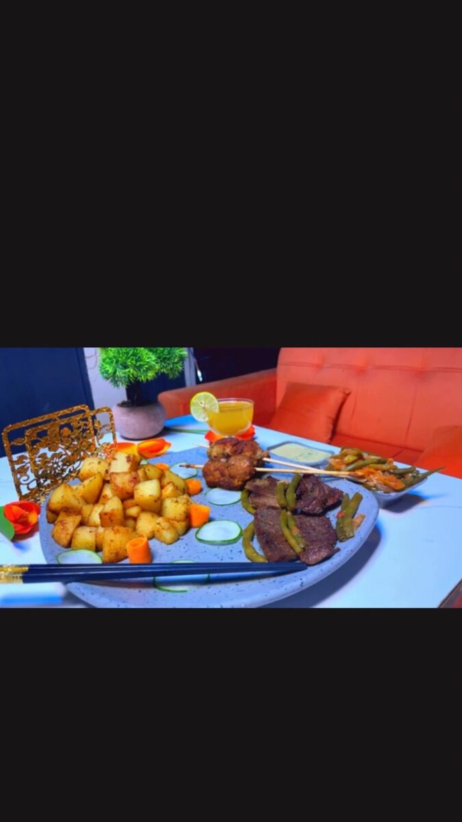 Assiette de Viande Grillée Délicieuse