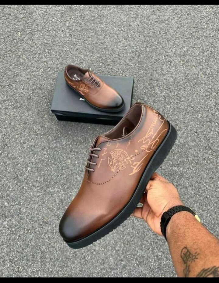 Chaussures habillées en cuir homme