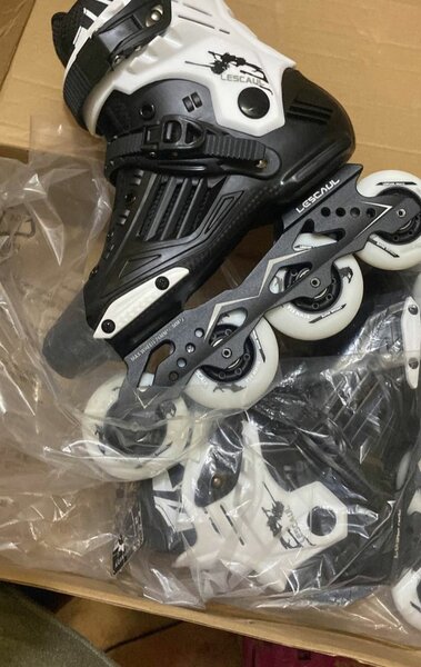 Patins à roulettes réglables