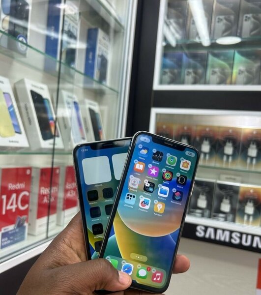 Iphone X casi neuf