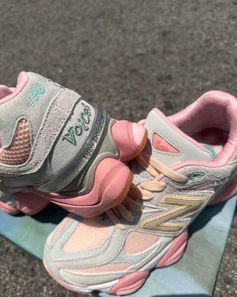 New Balance 9060