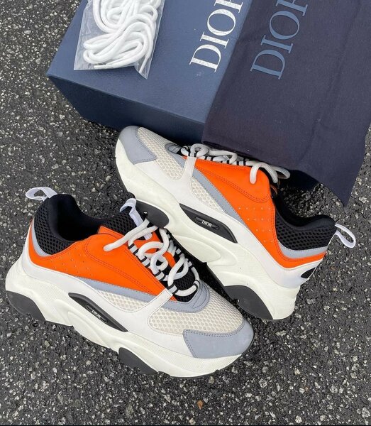 Dior