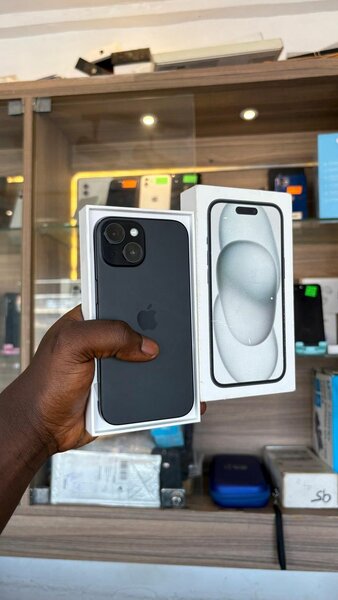iPhone 15