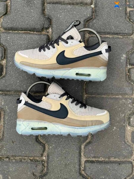 Paire de NIKE
