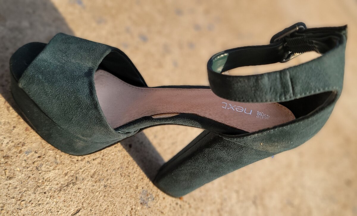 Ladies shoes