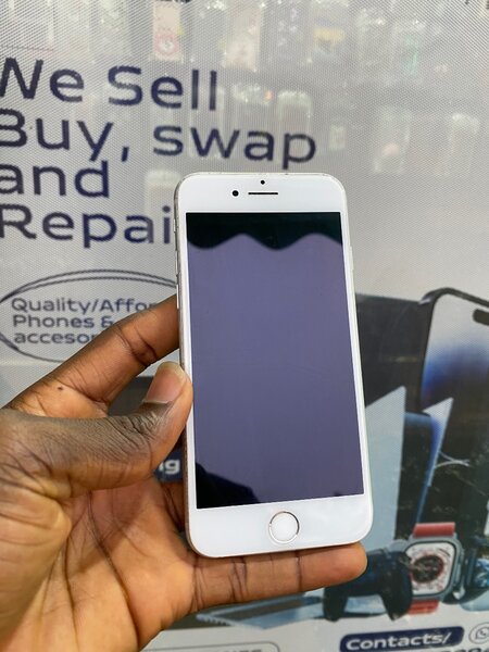 iPhone 8