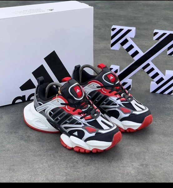 ADIDAS VENTO