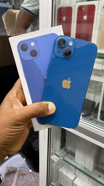 iPhone 13