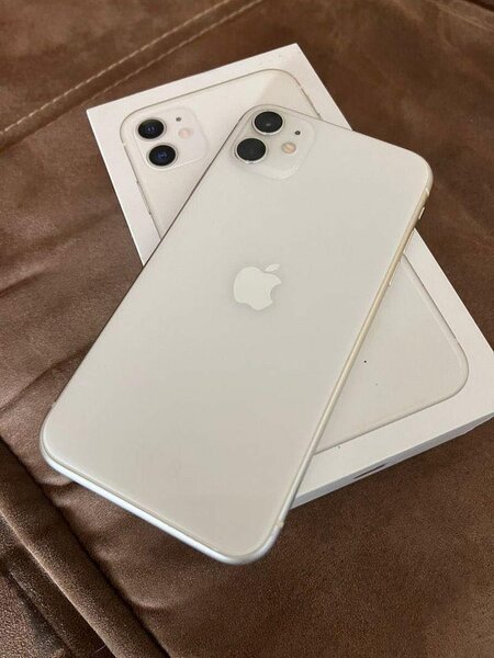 iPhone 11