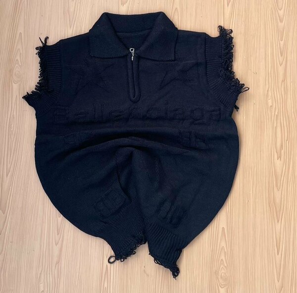 Armless top