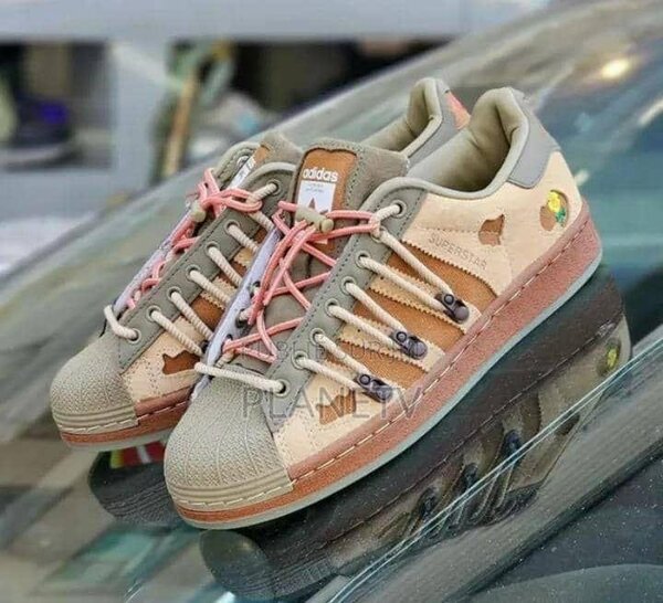 Adidas superstar