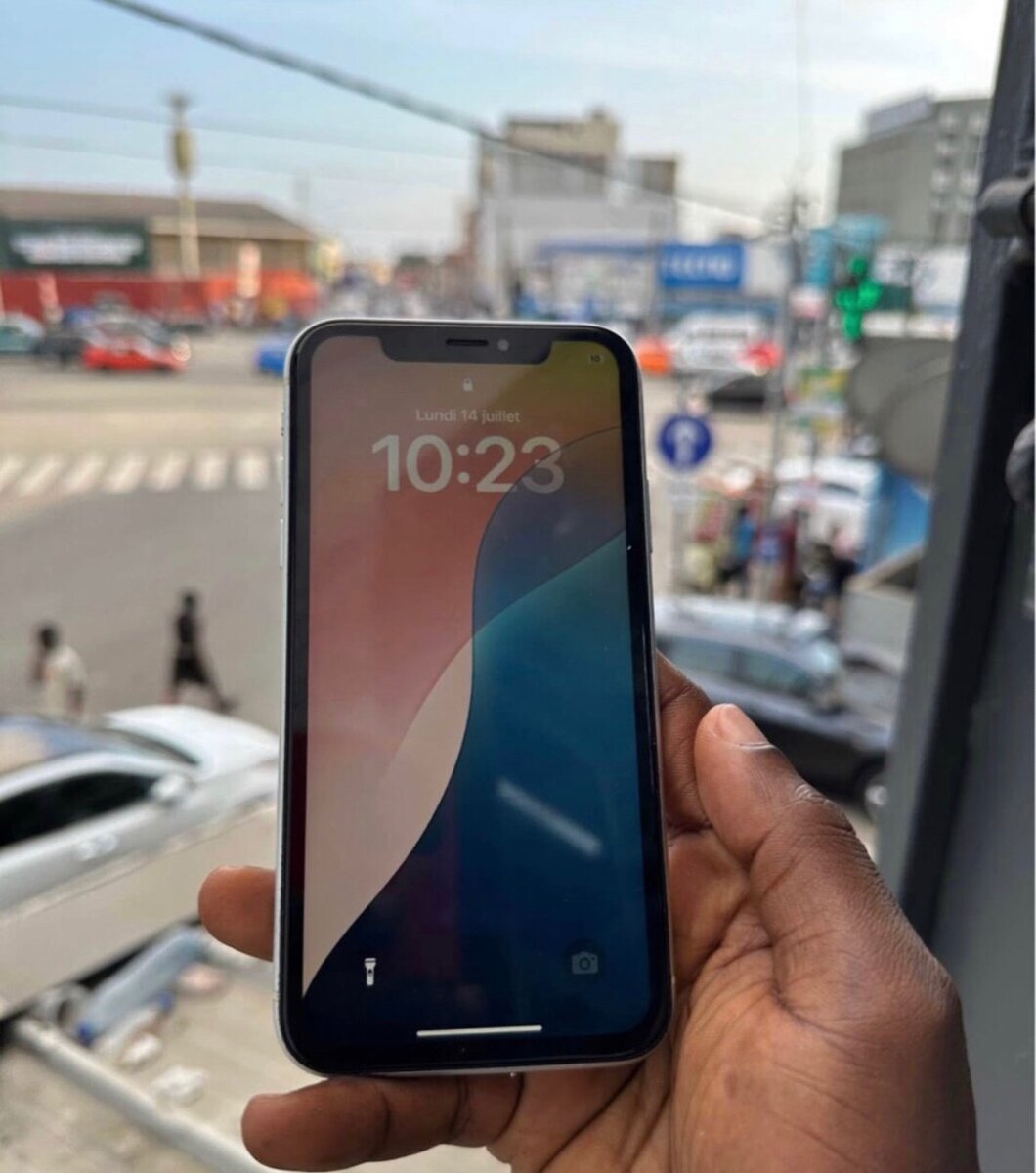 iPhone XR