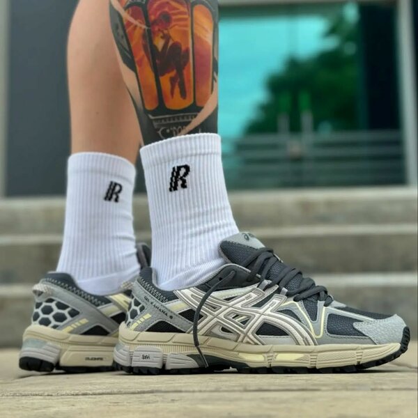 Asics Sneakers