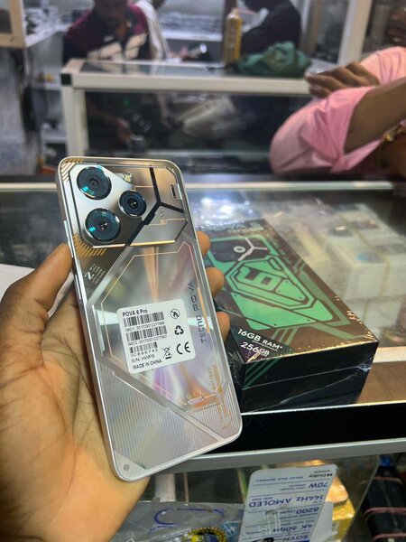 TECNO POVA 6 pro 5G 256GB 16GB RAM première copie conforme