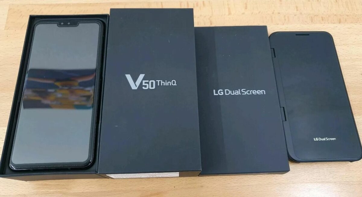 LG V50s ThinQ 5G 256gb/8gb ram fresh in box 12 months warran