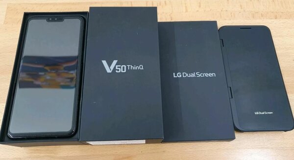 LG V50s ThinQ 5G 256gb/8gb ram fresh in box 12 months warran