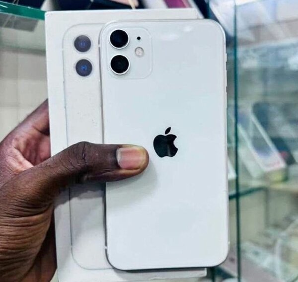iPhone 11