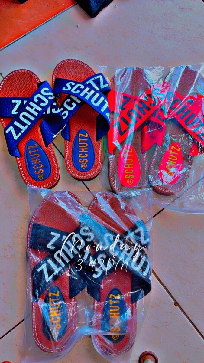 Ladies Slippers