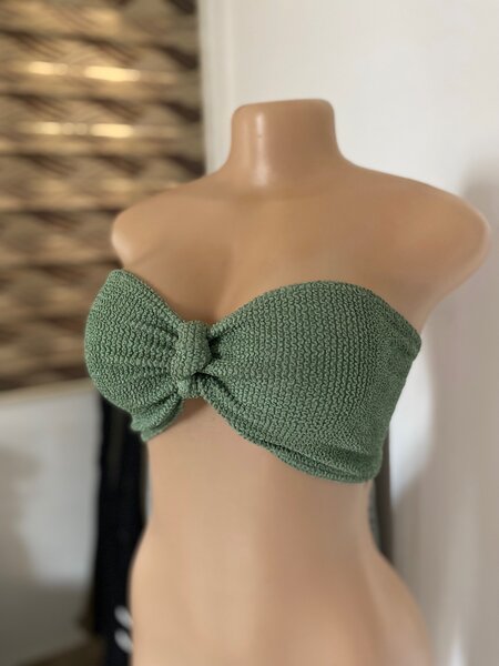 Crop tops