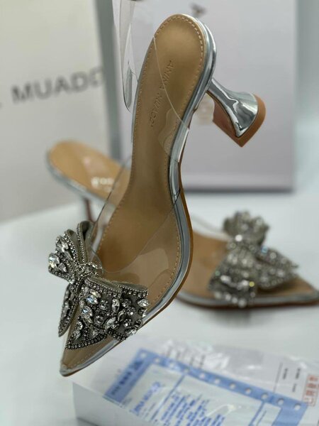Ladies heel