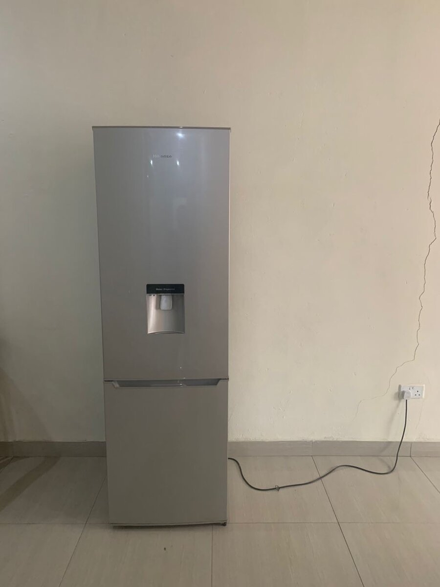 Upright fridge