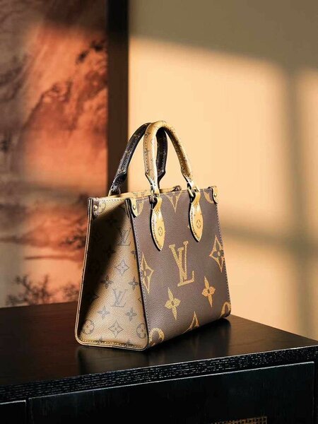 Ladies bag