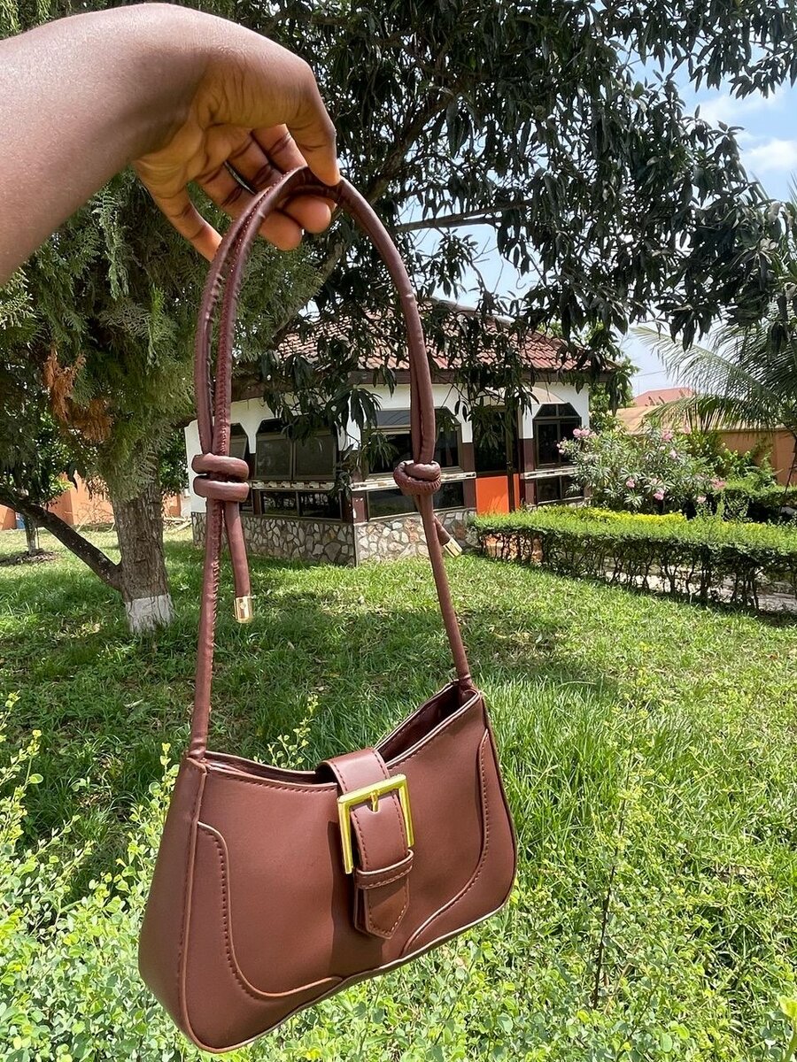 Handheld bag