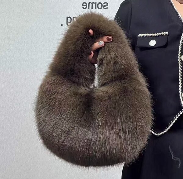 Сумка из меха