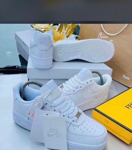 Airforce 1 sneaker