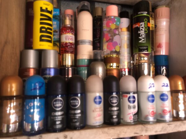 Different perfumes