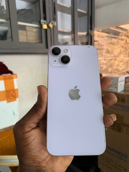 iPhone 14